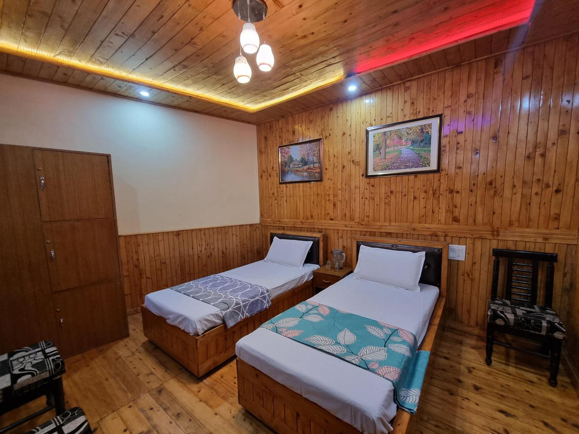 Forest Vibes Kalatop-Rooms And Restaurant Dalhousie Luaran gambar